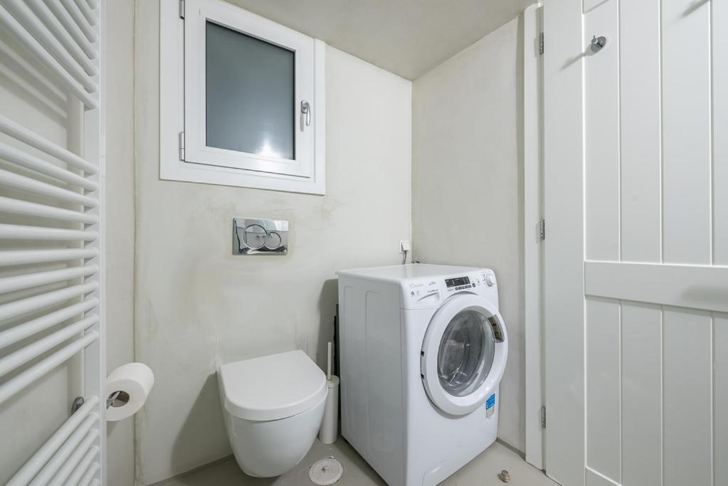 Pame Rentals - 2Bd & 2Ba Home, 4 Min To Acropolis Athens Ngoại thất bức ảnh