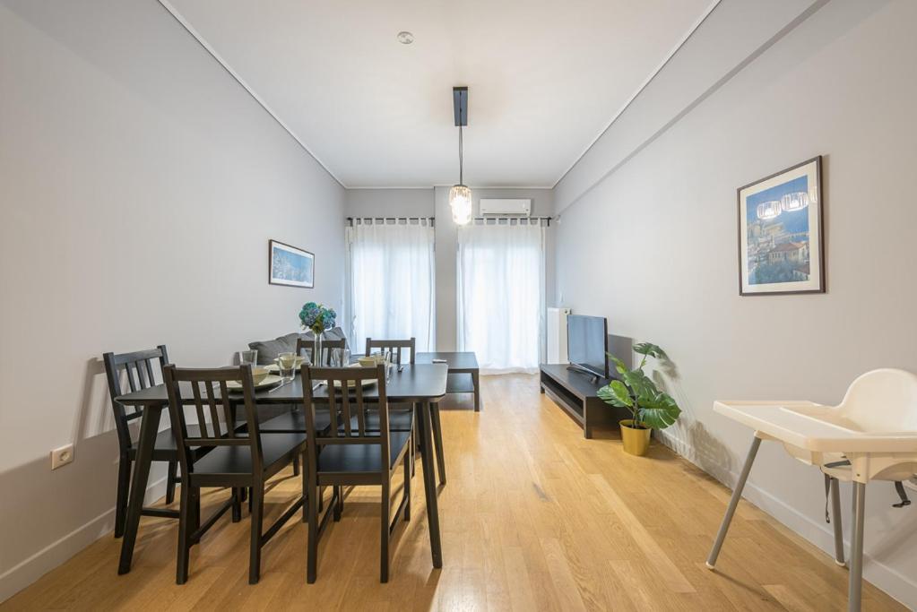 Pame Rentals - 2Bd & 2Ba Home, 4 Min To Acropolis Athens Ngoại thất bức ảnh