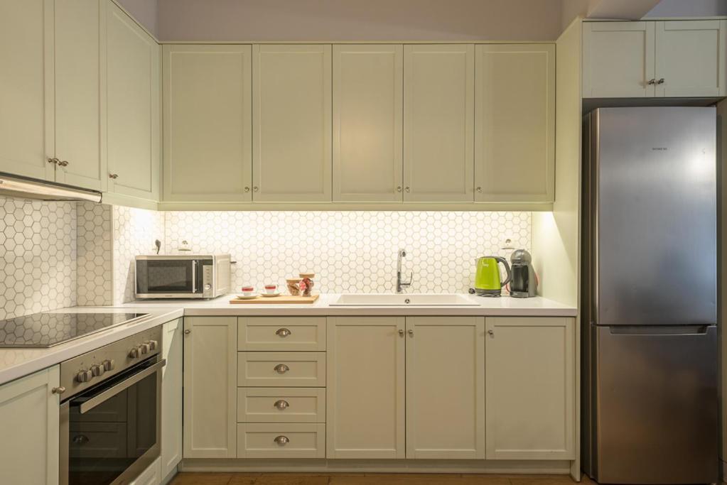 Pame Rentals - 2Bd & 2Ba Home, 4 Min To Acropolis Athens Ngoại thất bức ảnh