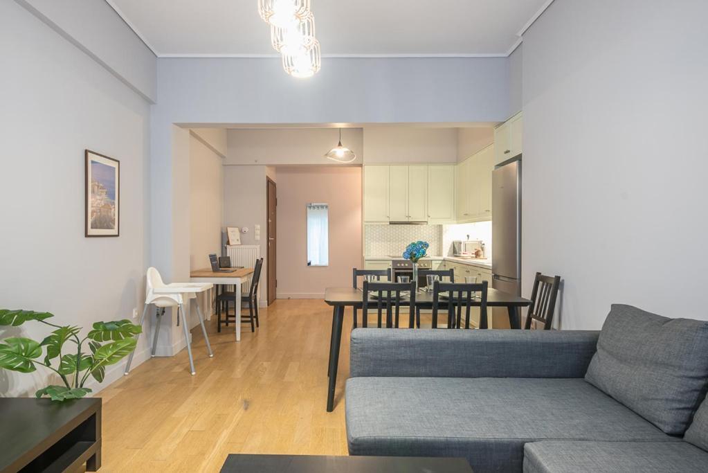Pame Rentals - 2Bd & 2Ba Home, 4 Min To Acropolis Athens Ngoại thất bức ảnh
