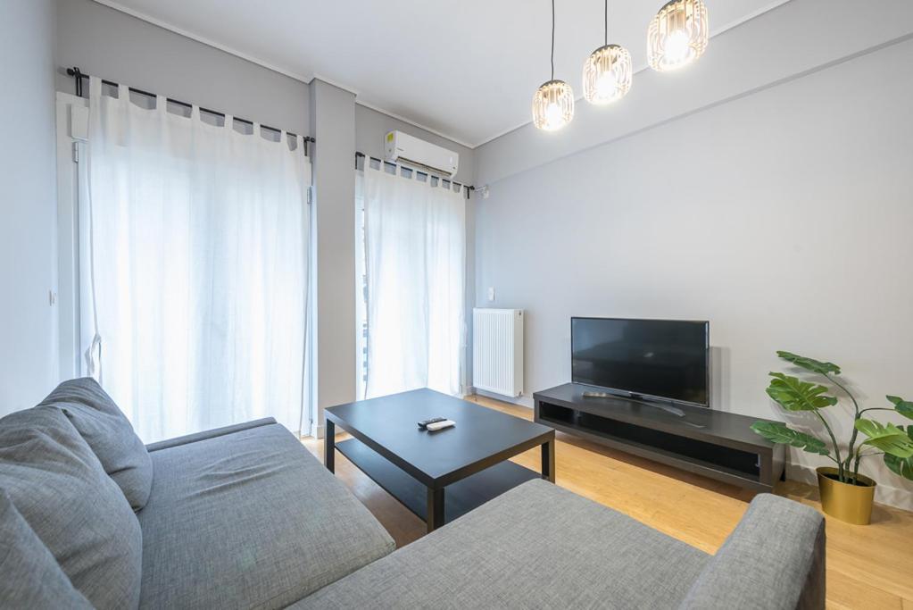 Pame Rentals - 2Bd & 2Ba Home, 4 Min To Acropolis Athens Ngoại thất bức ảnh