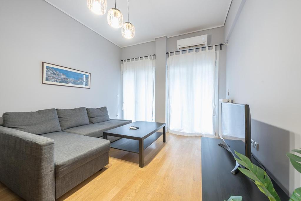 Pame Rentals - 2Bd & 2Ba Home, 4 Min To Acropolis Athens Ngoại thất bức ảnh