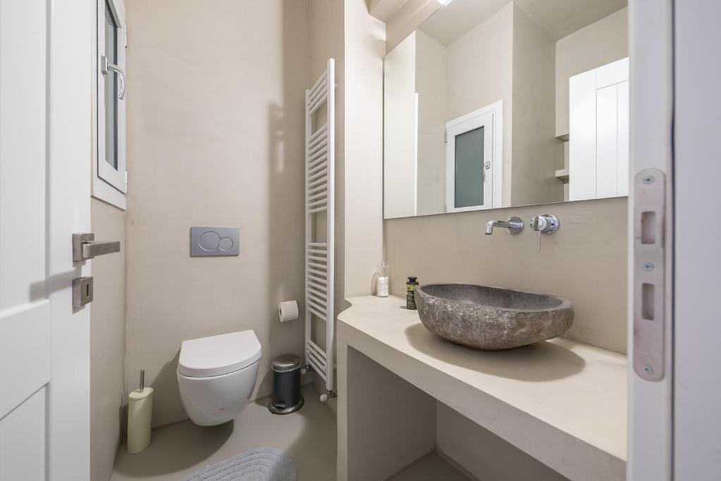Pame Rentals - 2Bd & 2Ba Home, 4 Min To Acropolis Athens Ngoại thất bức ảnh